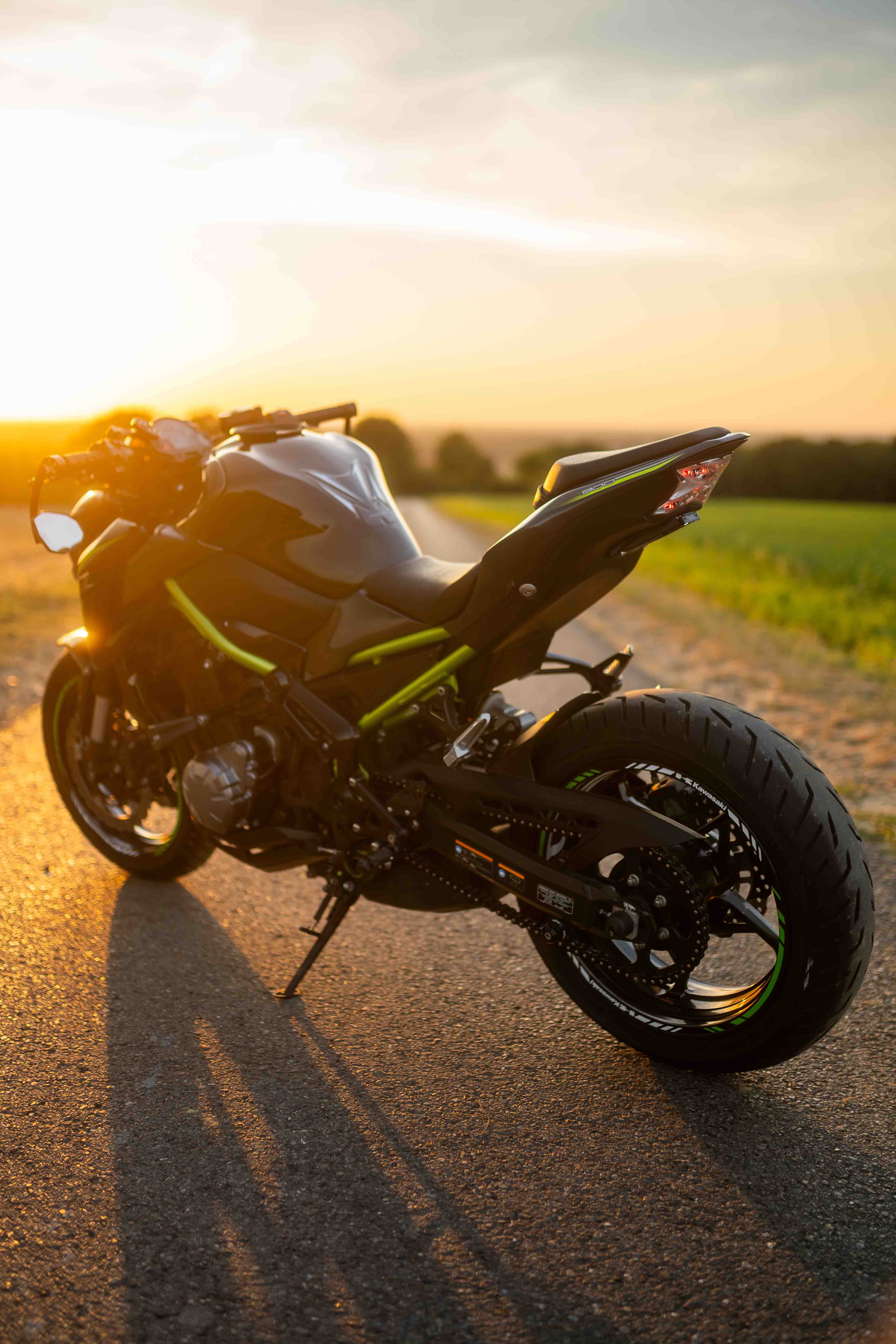 Kawasaki Fast Plate Street