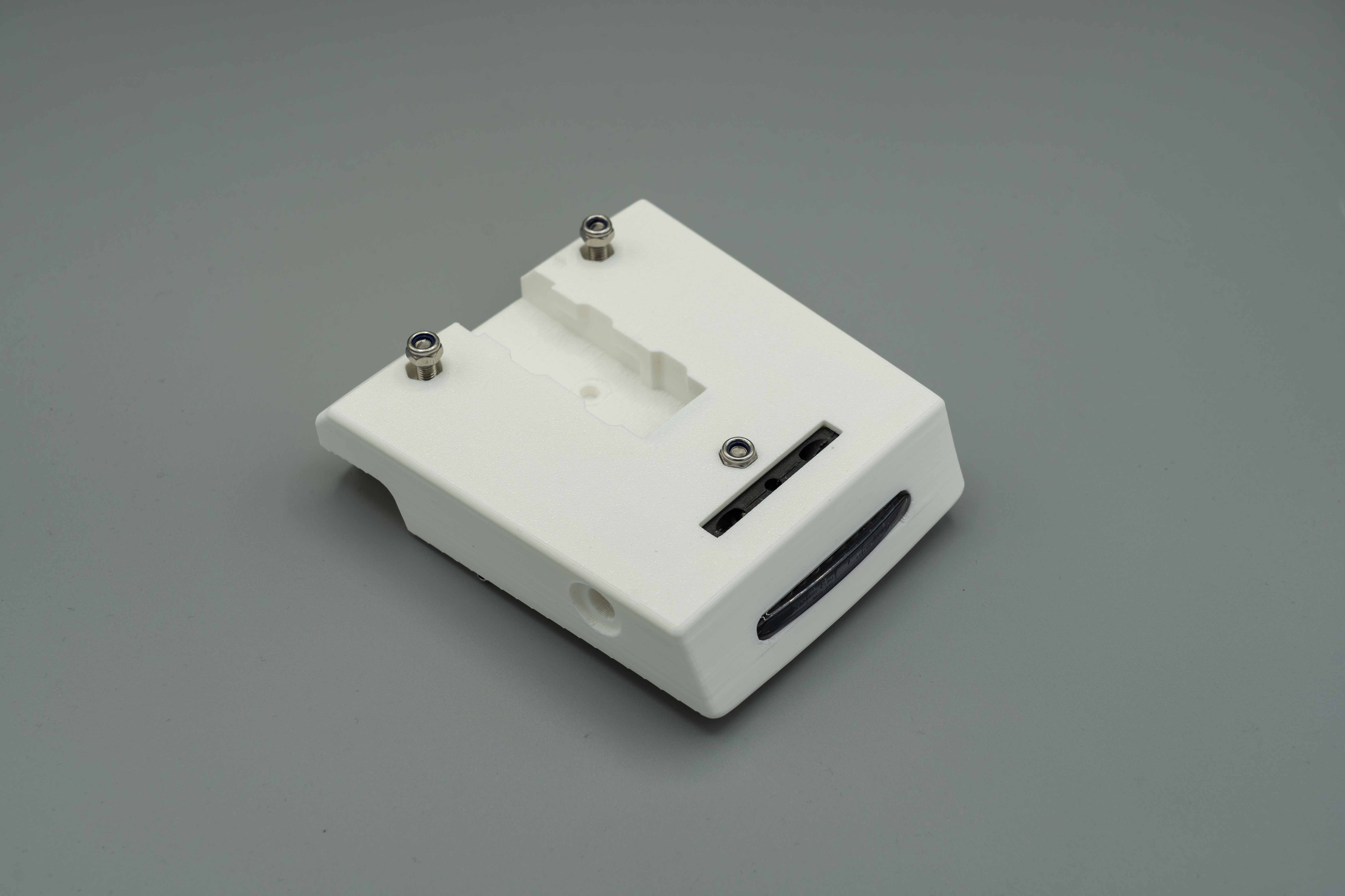 TM Kennzeichenhalter